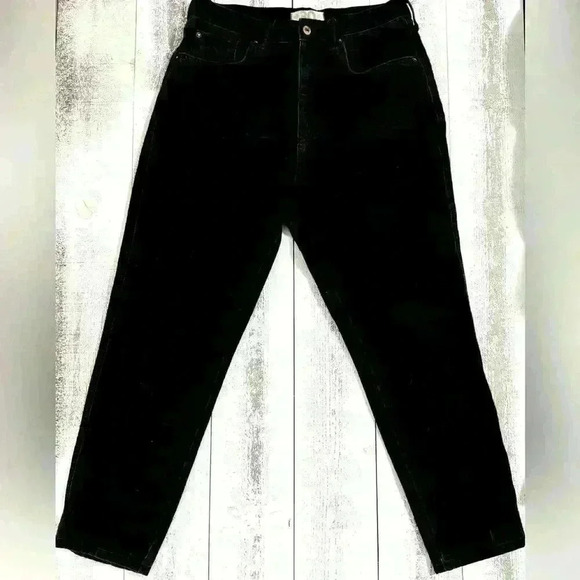 Free People- We The Free Black Mom High Rise Baggy Straight leg Jeans Size 30 - Picture 1 of 5